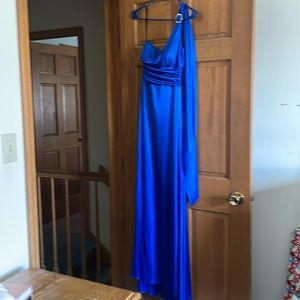Junior long dress. Royal blue. Size 9/10